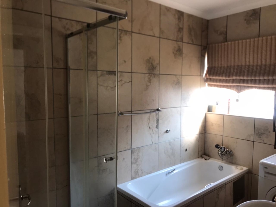 3 Bedroom Property for Sale in Waterval East North West